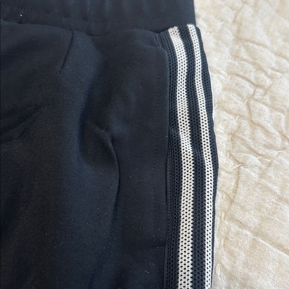 Sweat pants - Picture 2 of 3